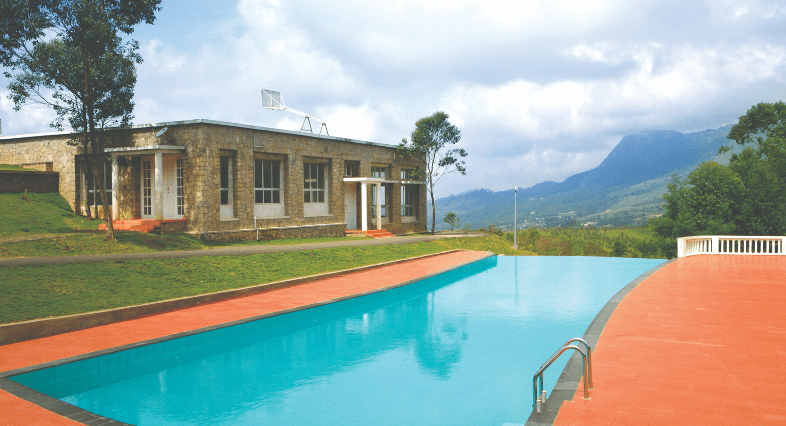 Infinity Swimming Pool - 1 1-min